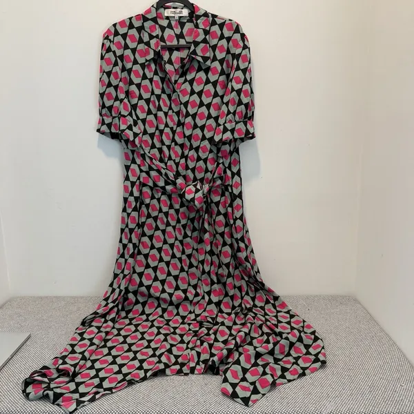 DVF Silk Kendyl Maxi Dress Hexagon Print Size XL Geometric - Image 2