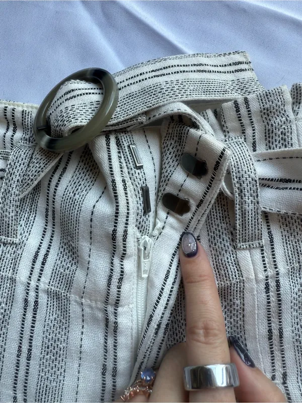 Anthropologie Ett:Twa Mauritius Paperbag Waisted Belted White Black Pants Size 0 - Image 5
