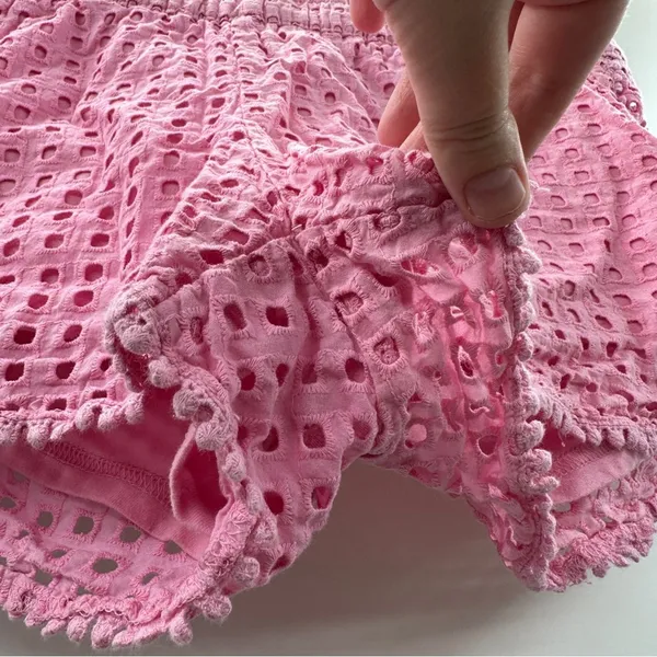Lilly‎ Pulitzer for Target Pink Eyelet Pom Pom Hem Mid Rise Pull-On Shorts Sz M - Image 3
