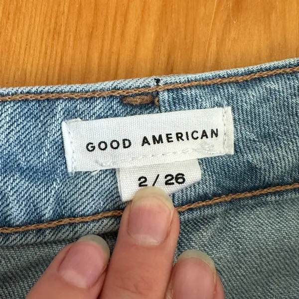 Good American Bombshell Denim Shorts • Light Blue Jean Shorts • Size 2/26 - Image 9