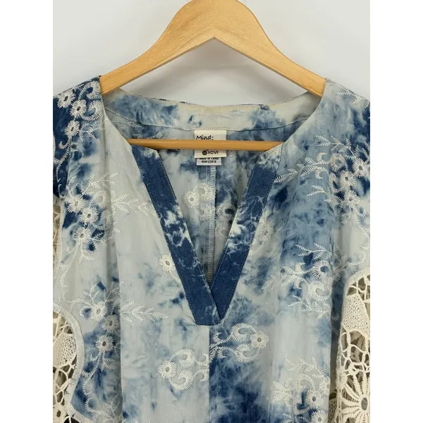 Mindset‎ by XCVI Large Blue Acid Wash Tie Dye Crochet Lace Poncho Top Boho - Image 3