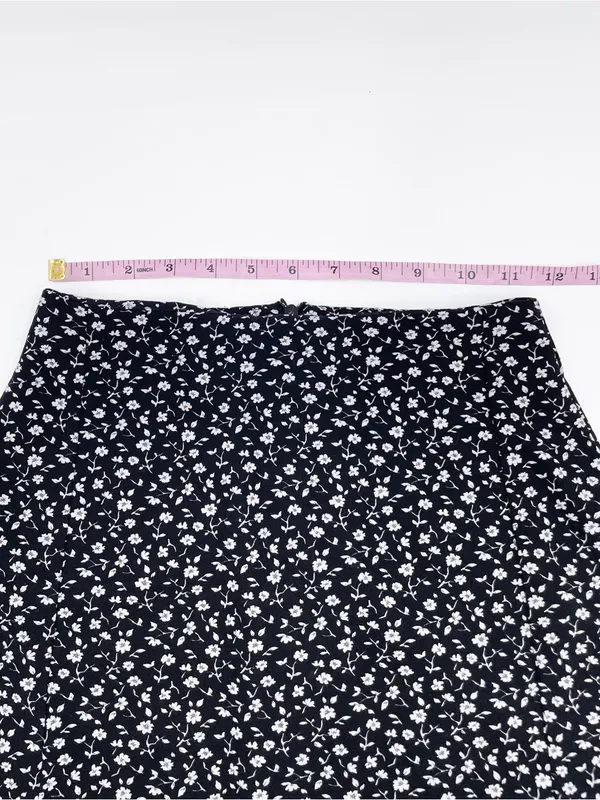John Galt Brandy Melville Cara Mini Skirt Black White Floral Print One Size Y2K - Image 10