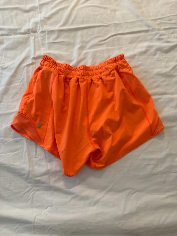 Lululemon Shorts Hotty Hot - Image 2