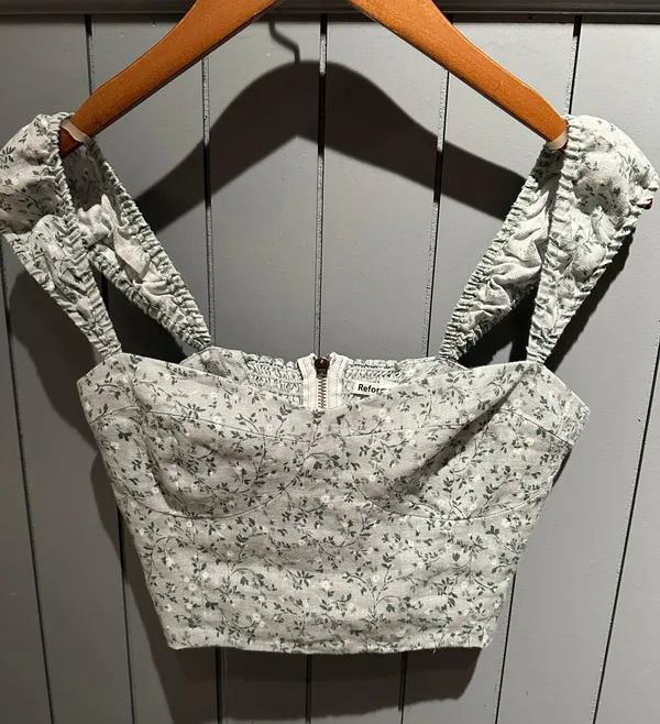Clyde Linen Top in Agave - Image 4