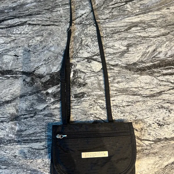 Baggallini Black Crossbody Bag with Gold Accents - Image 2