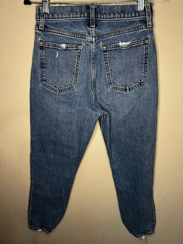Abercrombie & Fitch The Mom High Rise Button Fly‎ Distressed Short Denim Jeans - Image 9