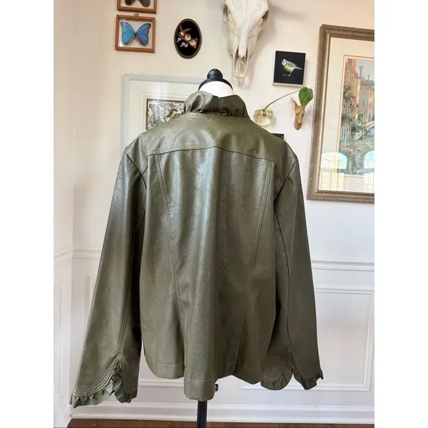 Hot in Hollywood Vegan Faux Leather Green Ruffle Jacket 2X - Image 7