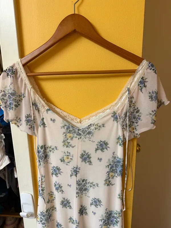 Kirious Floral Midi Dress - Image 4