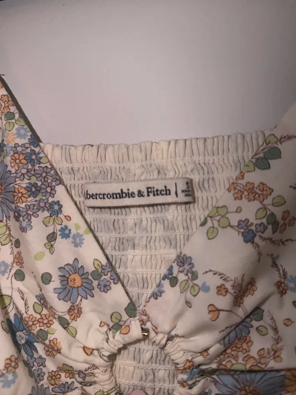 Abercrombie Floral Poplin Keyhole Top - Image 2