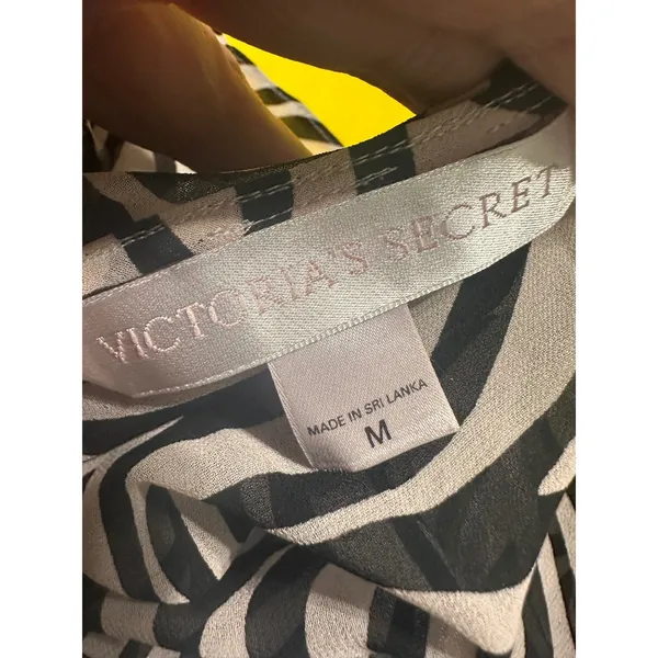 Victorias Secret Zebra Print Ruffle Front Blouse Vintage 2000s‎ Tan Black M - Image 5