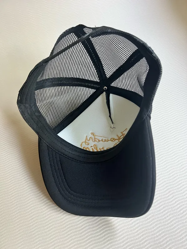 Howdy Darlin’ classic trucker hat NWOT Black - Image 4