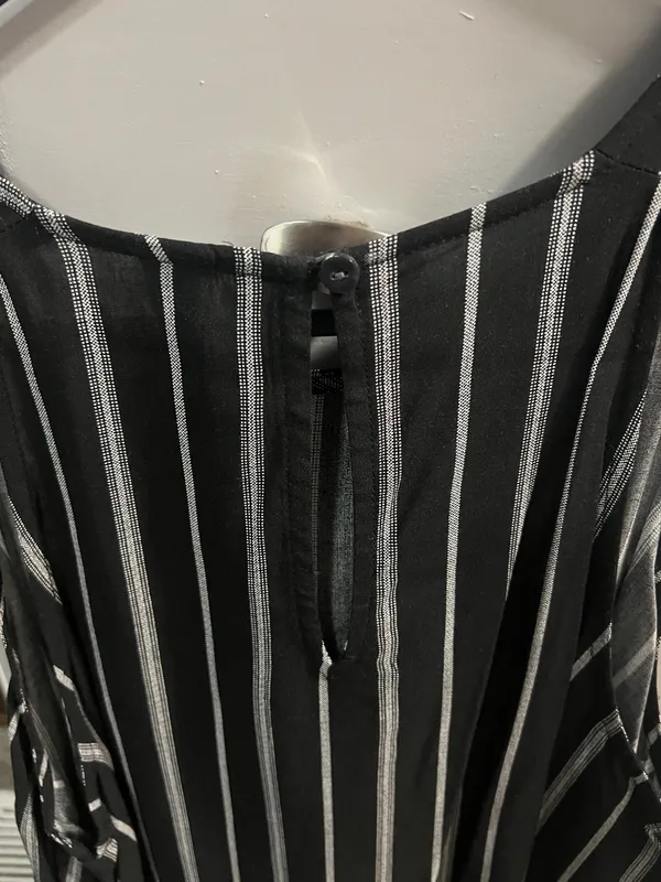 Old Navy Tank Top - Image 3