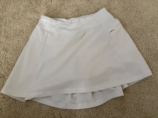 White Target Skirt Tennis - Image 3