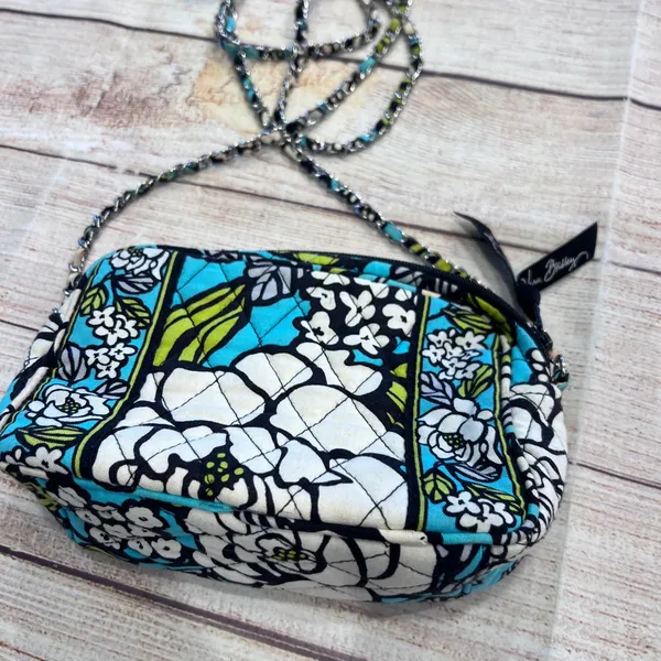 Vera Bradley Floral Quilted Cotton Mini Crossbody Bag Blue White Chain Strap - Image 4