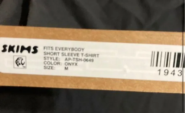 SKIMS Fits Everybody T-Shirt M - Image 4