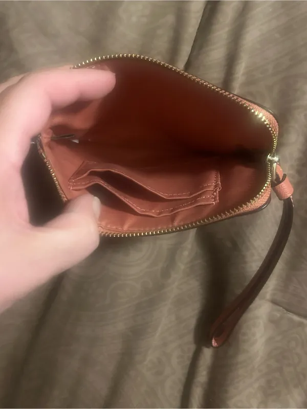 Coach  Pebbled Leather Wristlet with Gold Logo - Image 6