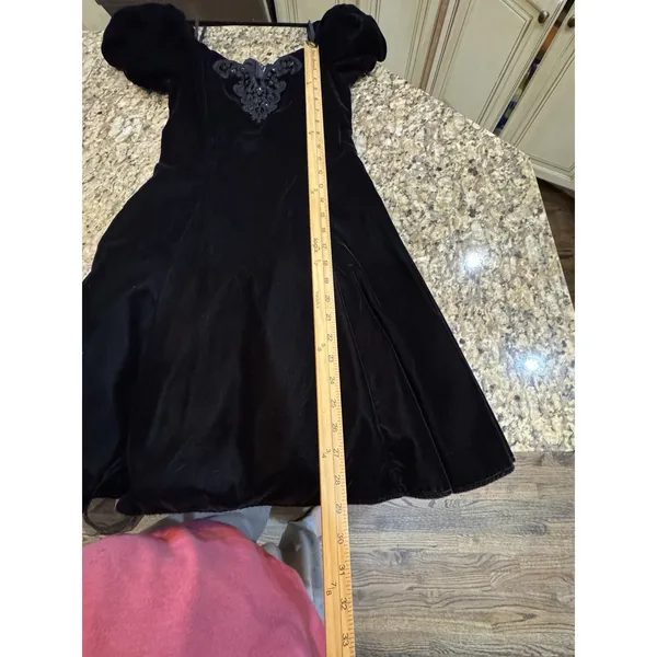 Jessica McClintock Gunne Sax Black Velvet Cocktail Dress Size 5/6 - Image 10