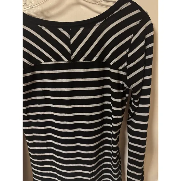 Free‎ People Women's Black And White Striped Top Laced Cut Out Sleeves Size L - Image 9