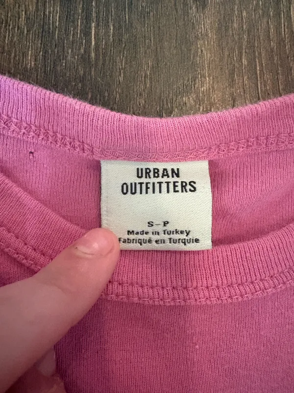 American Eagle Urban Outfitters Pure Love Baby Tee Tiger Pink - Image 2