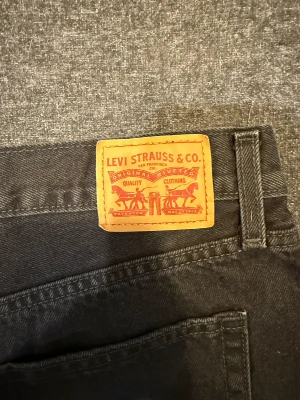 Levi Denim Skort Black - Image 3