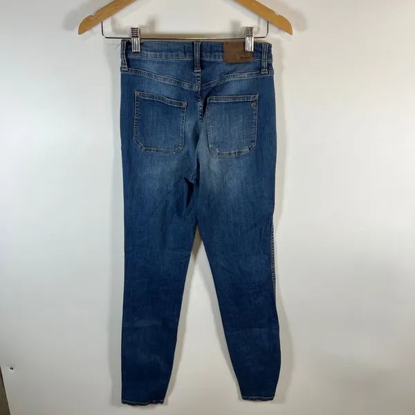 Madewell High Waisted‎ Sailor Jeans Medium Wash Cropped Flare women's Size 26 - Image 5