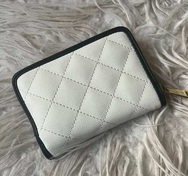 Wallet - Image 2