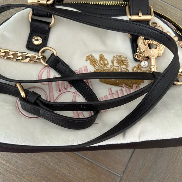 Juicy Couture handbag, Crystal The Key To Juicy Satchel - Image 7