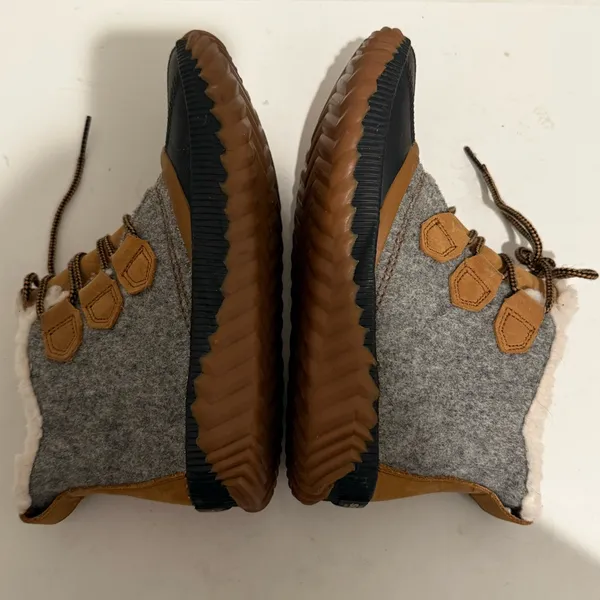 SOREL Out N About Plus Weatherproof Rain Boots in Quarry Grey Black Tan Size 7.5 - Image 10