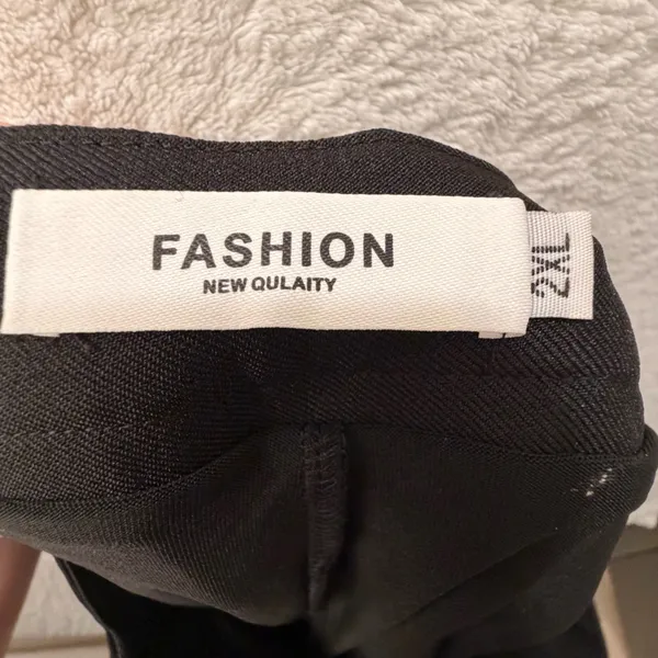 NWT Black pleated mini skort Size L - Image 6