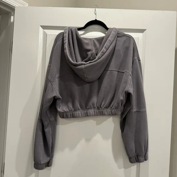 Urban Outfitters Sweatshirt - Image 2