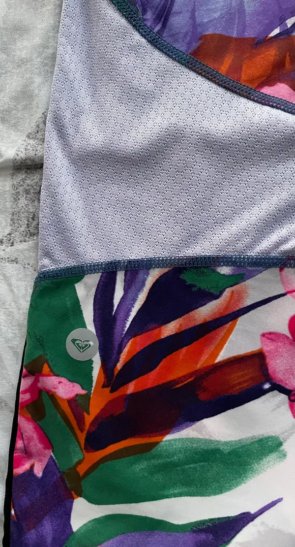 Floral Multicolored Adjustable Waist Back Pocket Capri Leggings, size L - Image 11