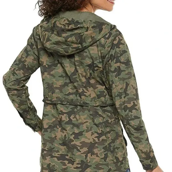 Columbia Women's Camouflage West Bluff Printed Hooded Parka Jacket Size Small‎ - Image 2