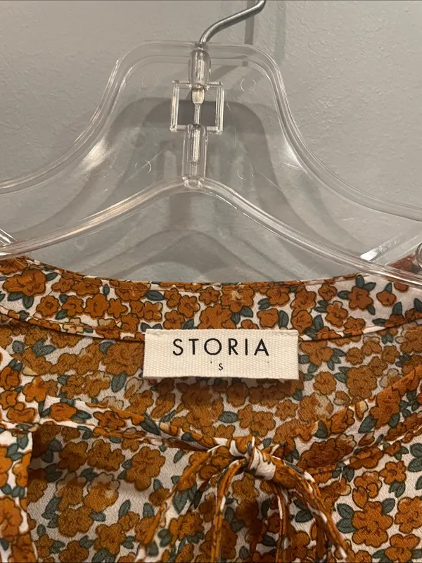 Storia Rust and Cream Floral Tie-Neck Babydoll shorts romper long sleeve small - Image 3
