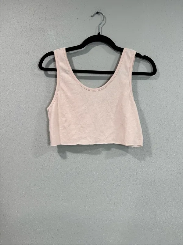 ALO Yoga Pale Pink Scoop Neck Crop Top - Image 2