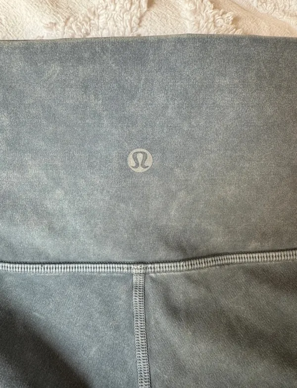 Lululemon Wunder Under Leggings - Image 5