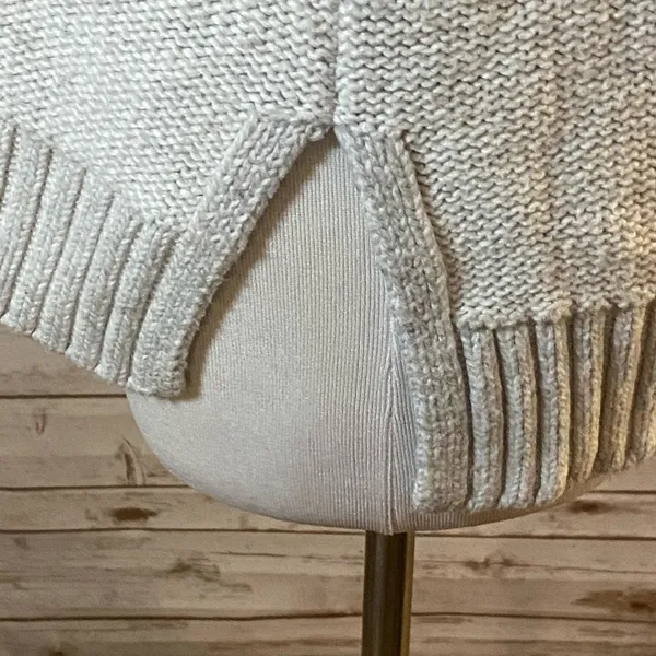 Abercrombie & Fitch cream classic preppy beaded cable knit sweater - Image 4