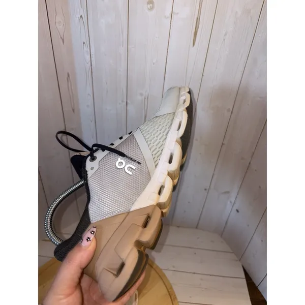 Womens On Cloudflyer Shoes 7 Glacier Rosebrown Running Sneakers On Cloud - Image 9