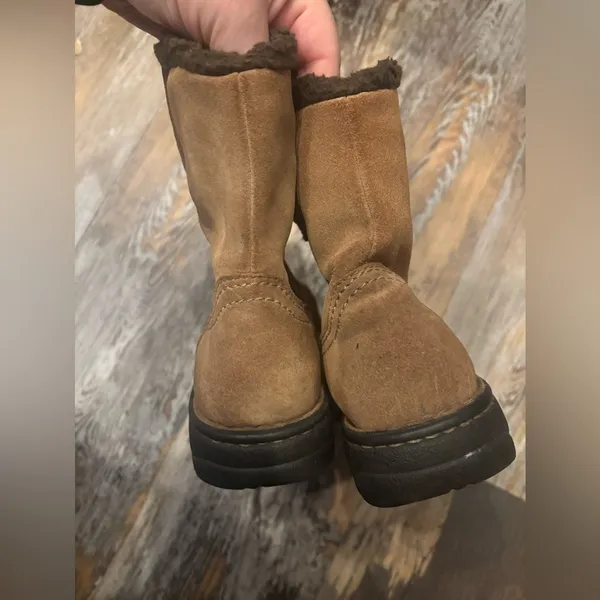 Ariat Fleece Fur Chukka Boots Cowboy Western Genuine Leather Suede Size 7.5 - Image 4