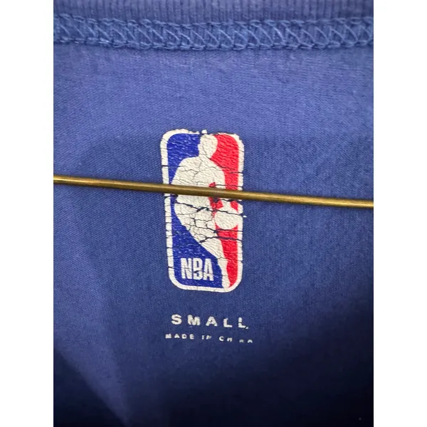 NBA Philadelphia 76ers Women's Blue Graphic‎ T-Shirt Small Stripe Sleeve Tee - Image 4