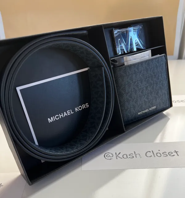 Michael Kors Mens Signature Belt & Billfold Wallet Set - Admiral/ Pale Blue - Image 2