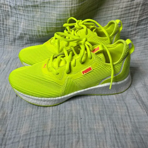 Neon Yellow Puma Running Shoes Soft Foam - Image 2
