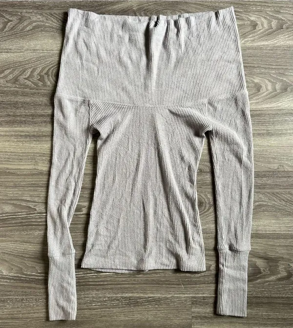 Free People - Snowbunny Off The Shoulder Top In Grey - Image 9