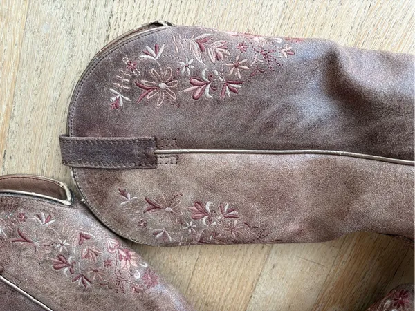 Ariat Ardent Western Boots in Terra Brown - Image 4