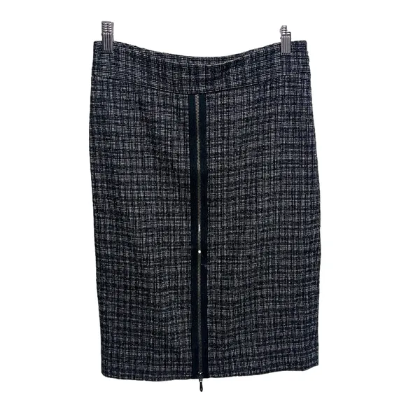 Classiques Entier Black‎ and Gray Plaid Wool Blend Skirt Size 2 - Image 2