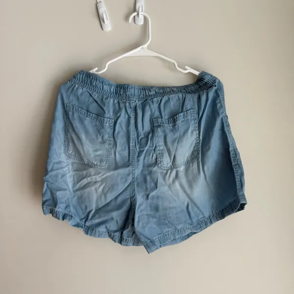C&C California Light Blue Women's Cargo Shorts - Image 4