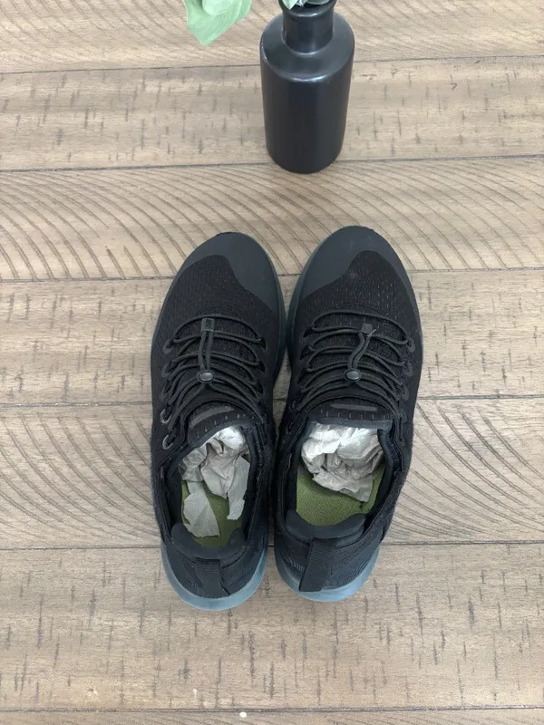 Nike sneakers - Image 3
