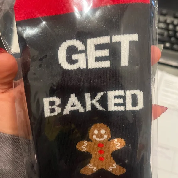 NWT‎ Funny Red and Black Time to Get Baked Unisex Holiday Gingerbread Socks - Image 4
