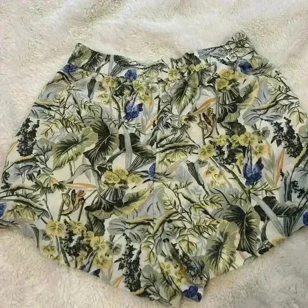 Abercrombie & Fitch Womens Medium Floral Linen Blend Elastic Waist Casual Shorts - Image 3