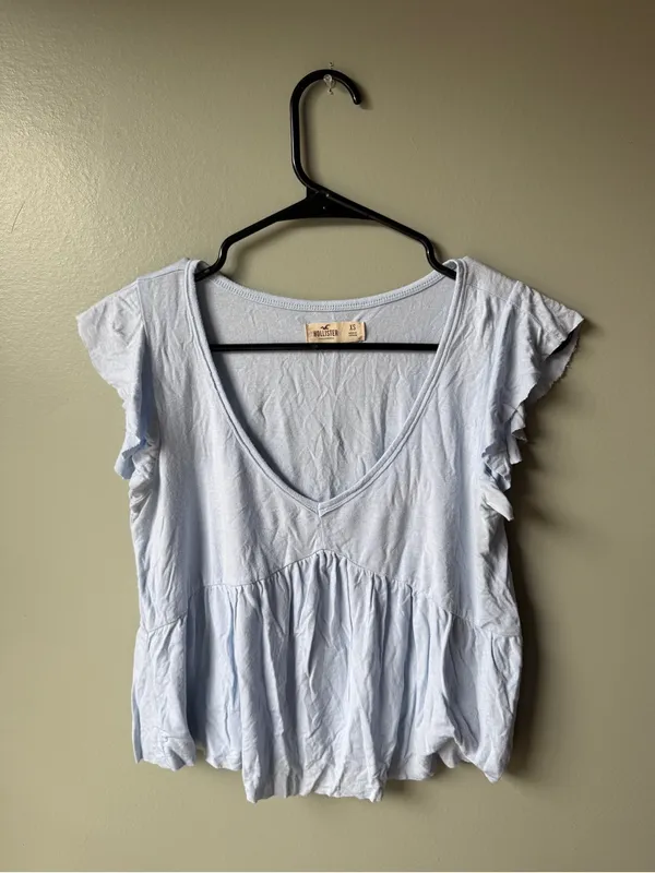 Hollister Light Blue Babydoll Flutter Sleeve V-Neck Top Size XS - Image 2