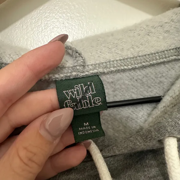 Wild Fable‎ | Women's Gray Cropped Hoodie Raw Hem Fleece Sweatshirt, Size M - Image 3